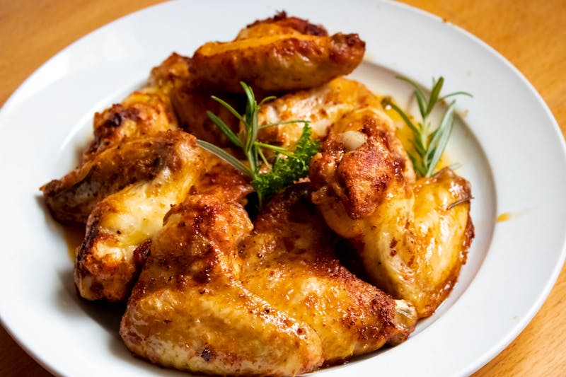 Wing Snob Snob Starter Combo — 6 wings with sides